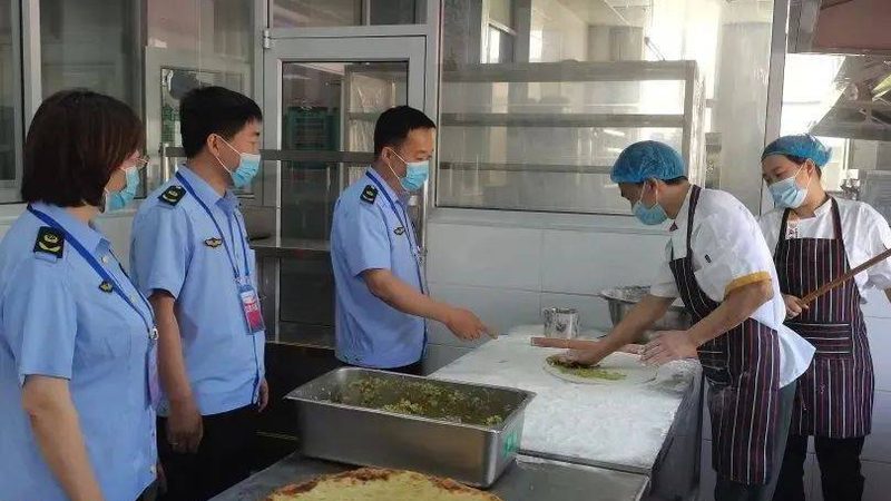 揭秘小零食批发价格：整箱购买的五大关键因素